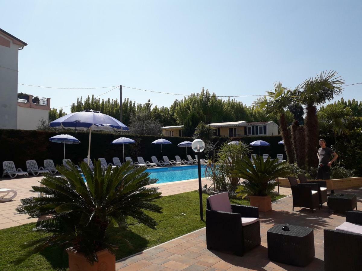 Hotel Fornaci Peschiera del Garda Buitenkant foto
